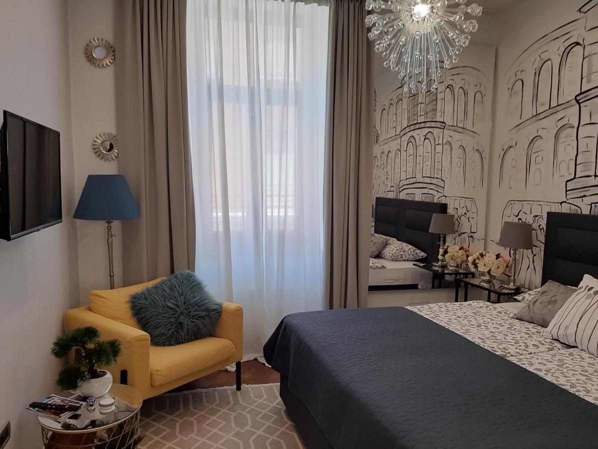 Arena Design Apartments With Free Private Parking And With A Terrace Pula Exteriör bild