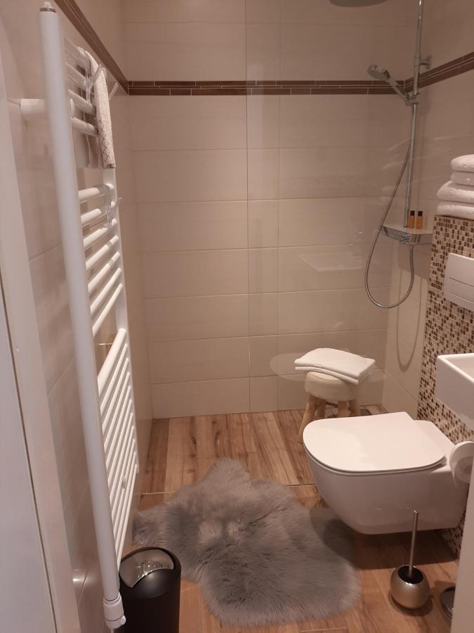 Arena Design Apartments With Free Private Parking And With A Terrace Pula Exteriör bild