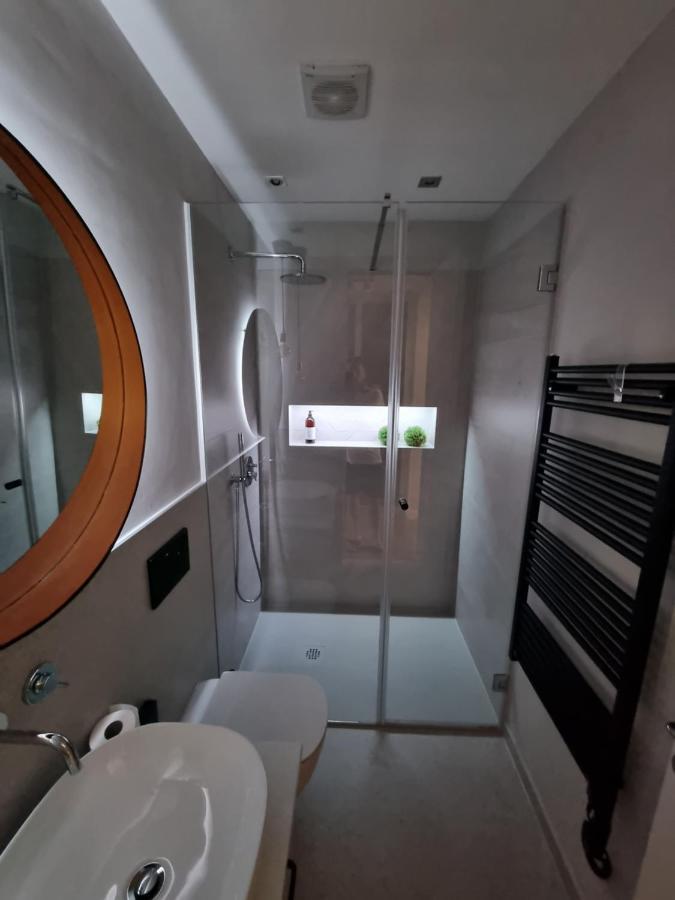 Arena Design Apartments With Free Private Parking And With A Terrace Pula Exteriör bild