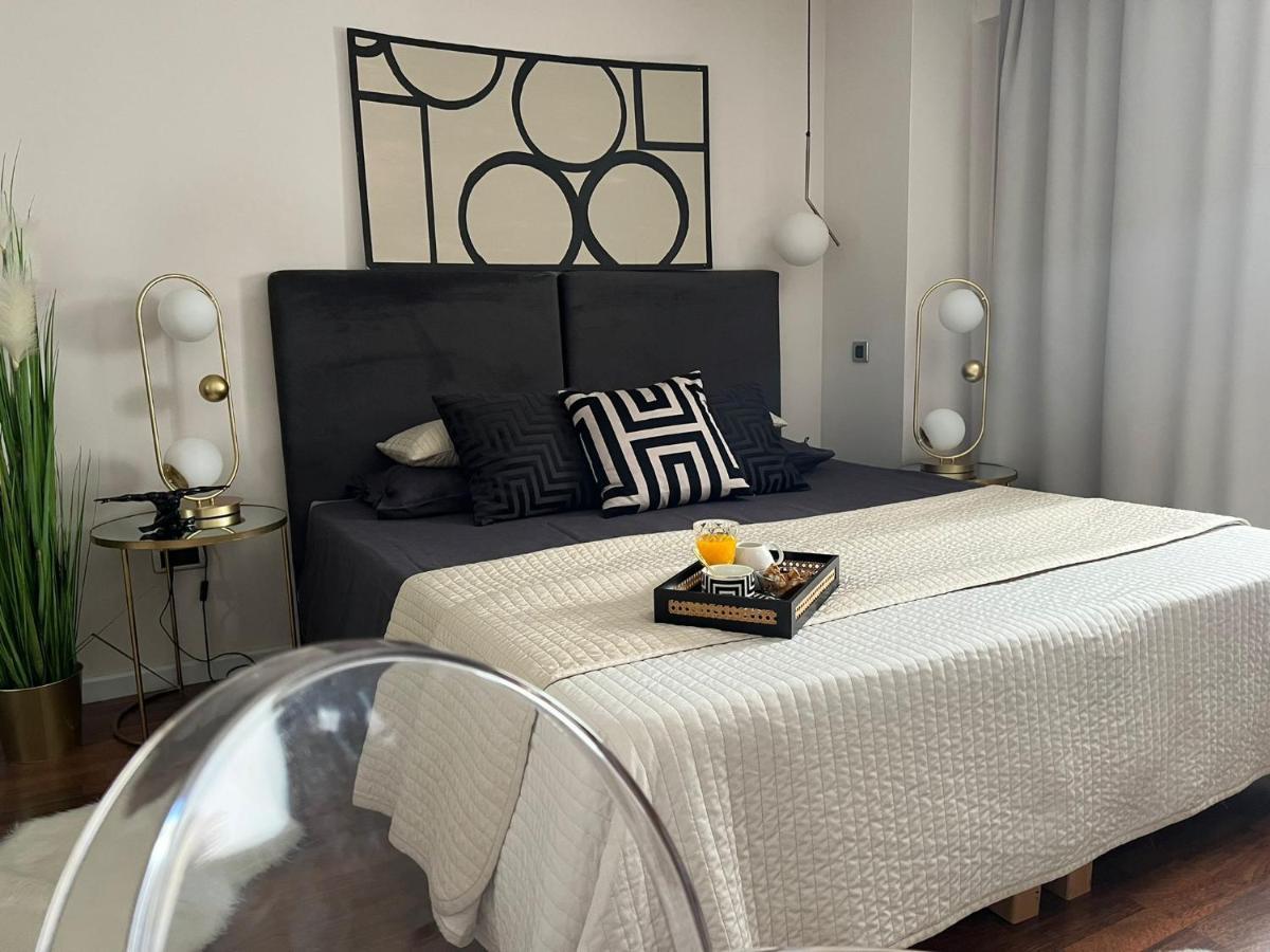 Arena Design Apartments With Free Private Parking And With A Terrace Pula Exteriör bild