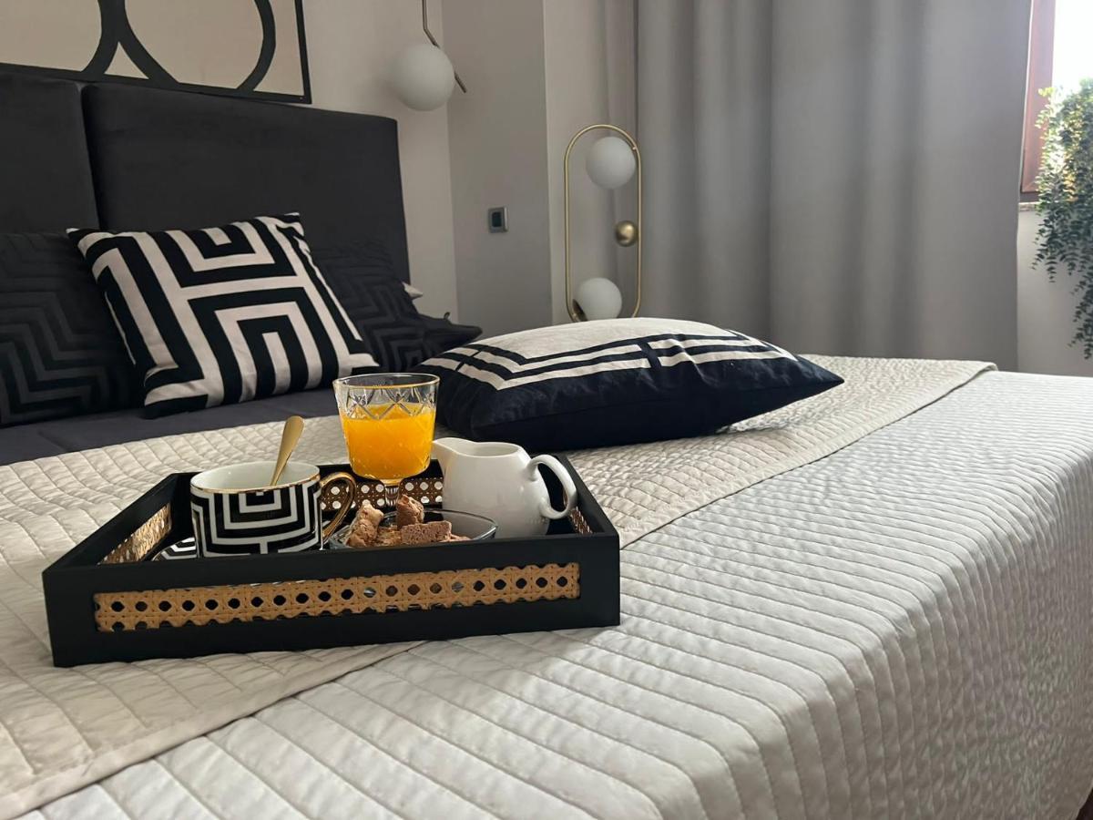 Arena Design Apartments With Free Private Parking And With A Terrace Pula Exteriör bild