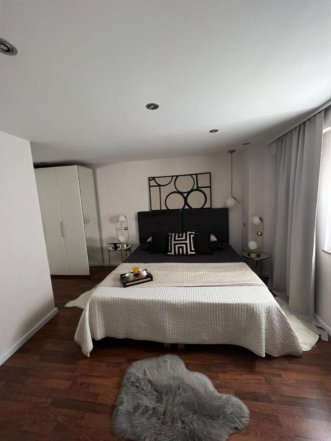 Arena Design Apartments With Free Private Parking And With A Terrace Pula Exteriör bild