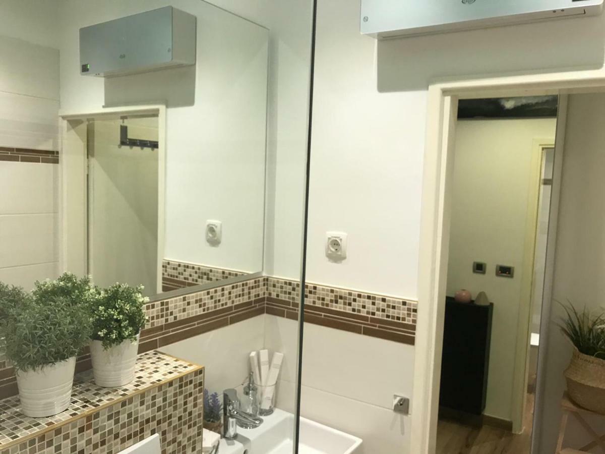 Arena Design Apartments With Free Private Parking And With A Terrace Pula Exteriör bild